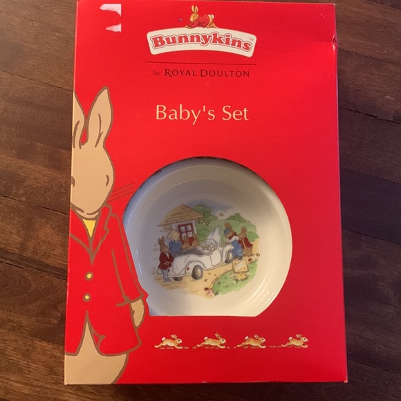 Royal Doulton Bunnykins Set - Picture 2 of 7